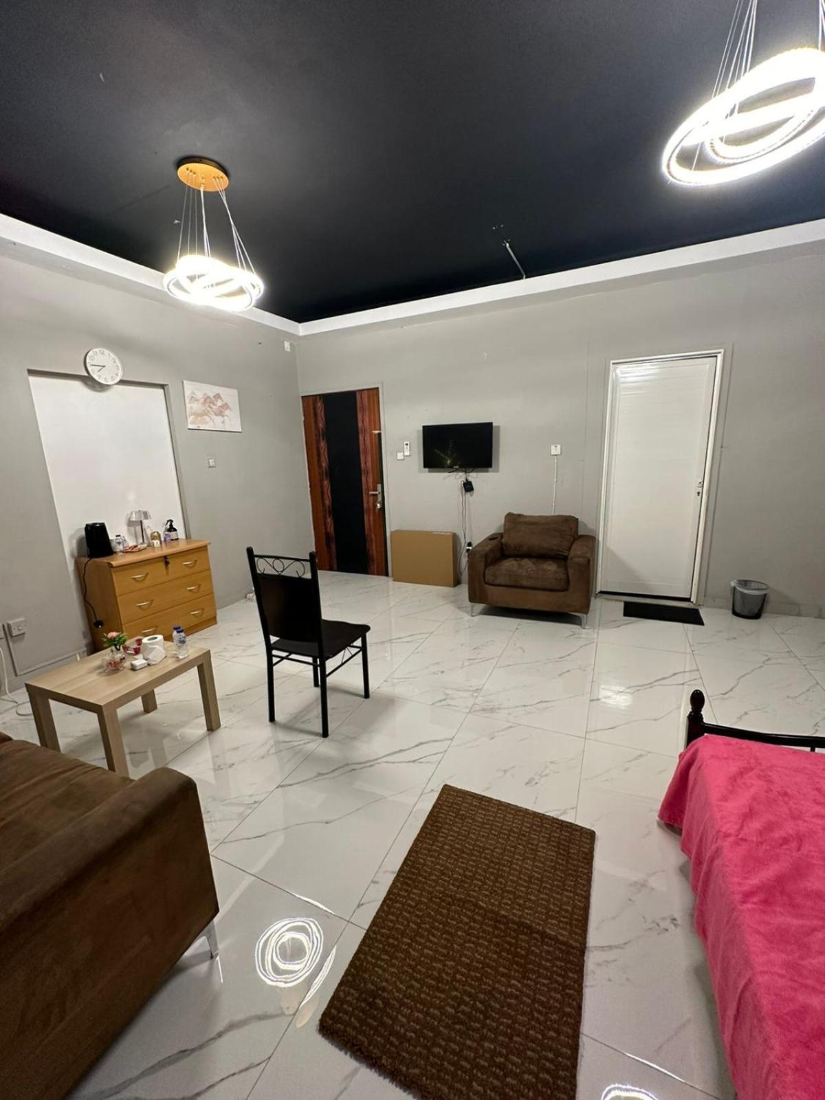 Cozy Corner 2024 Apartman Abu Dzabi Kültér fotó